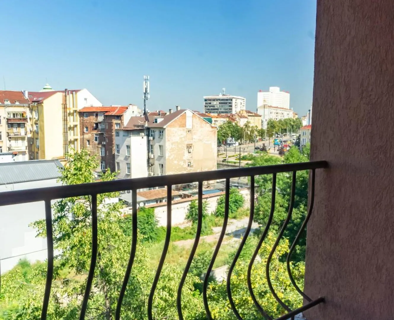 Prime Location With Free Parking Apartment Sofia